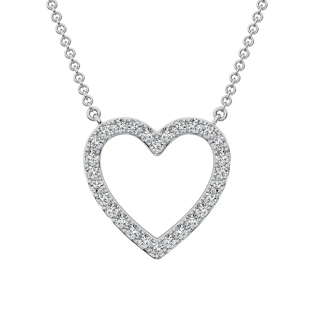 10K White Gold 1/2 Ct.Tw. Diamond Heart Necklace