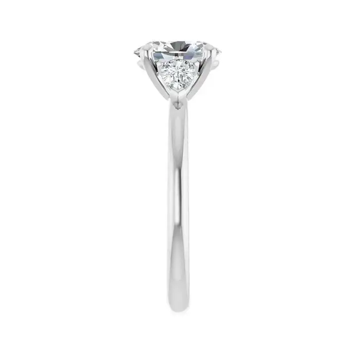 BUTTERCUP Platinum Oval Lab Grown Diamond Engagement Ring - Image 4