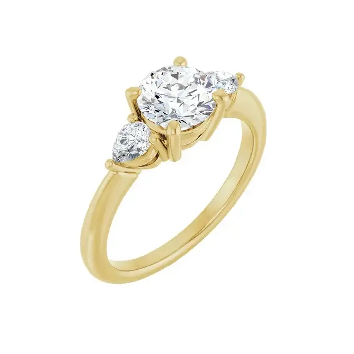IDALIA 18K Yellow Gold Round Lab Grown Diamond Engagement Ring