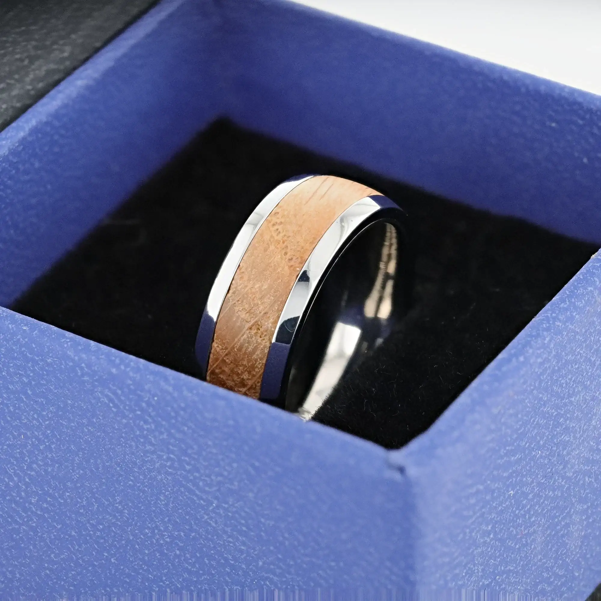 STAVE Whiskey Barrel Inlaid Titanium Men's Wedding Band With Domed Polished Edges Made From Genuine Whiskey Barrels - 8mm - Image 5